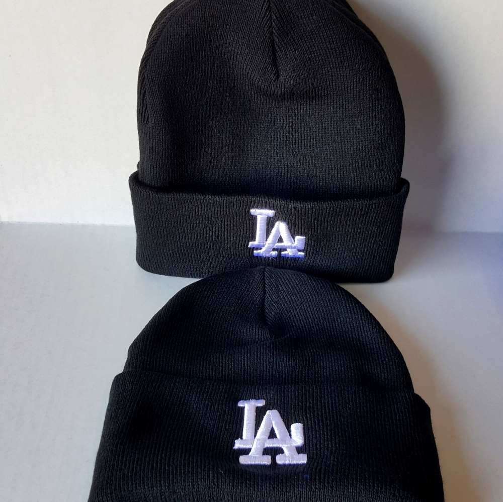 - - LA DODGERS BEANIE